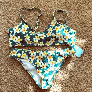 Cupshe floral Bikini